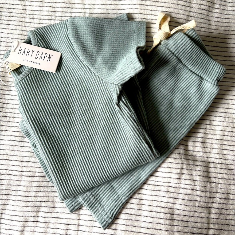*NWT* Baby Barn Ribbed Short Set - 18-24m - Sage